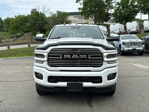 Used 2022 RAM 2500 Laramie AWD/4WD image 3
