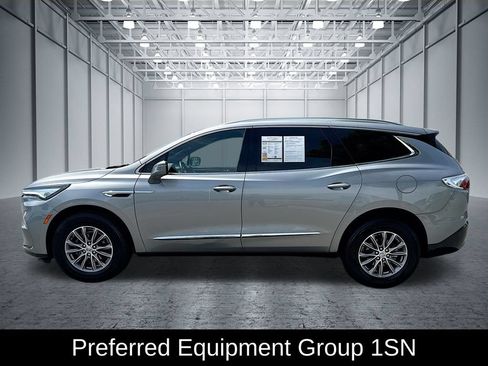 Used 2024 Buick Enclave Premium AWD/4WD image 4