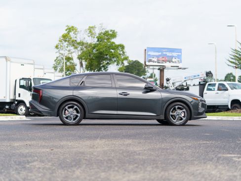 Used 2025 Kia K4 FWD image 5