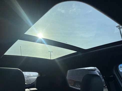 Used 2022 Chevrolet TrailBlazer ACTIV w/ Sun and Liftgate Package image 21