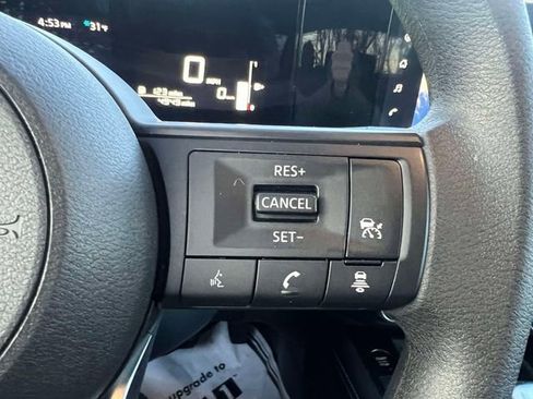Used 2025 Nissan Kicks SV w/ Illumination Package AWD/4WD image 21