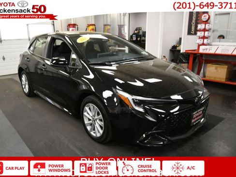 Used 2023 Toyota Corolla SE image 1