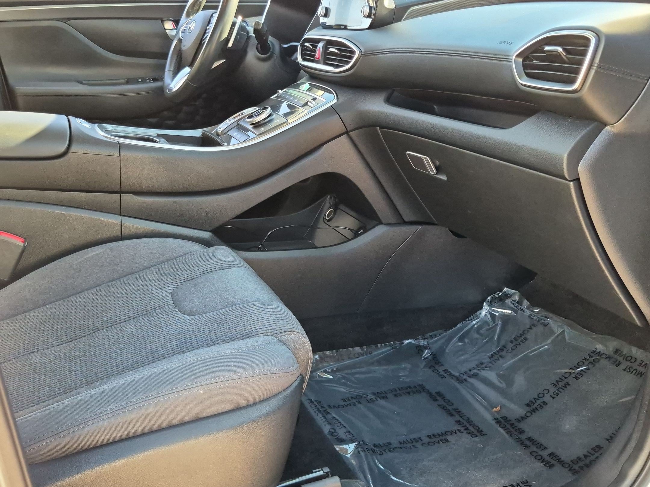 Used 2021 Hyundai Santa Fe SEL w/ Convenience Package AWD/4WD image 25