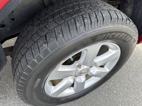 Used 2014 Nissan Titan SL image 10