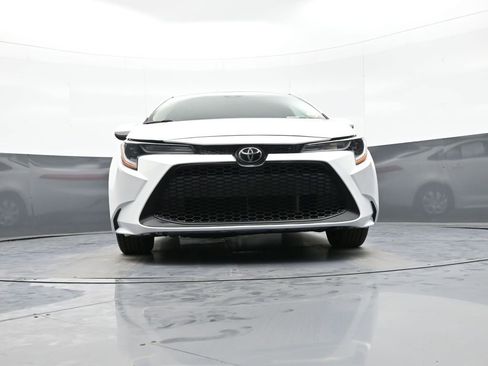 Certified 2020 Toyota Corolla LE image 26