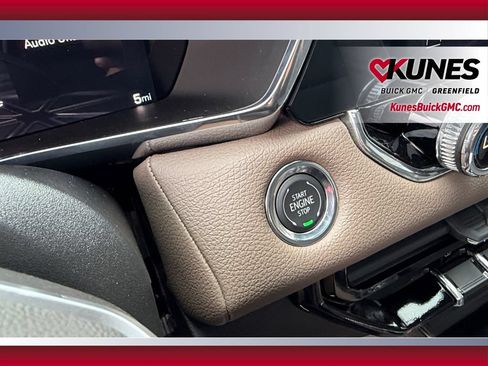 New 2026 GMC Canyon Denali AWD/4WD image 29