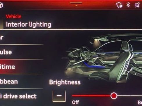 Used 2023 Audi S8 w/ S8 Executive Package image 35