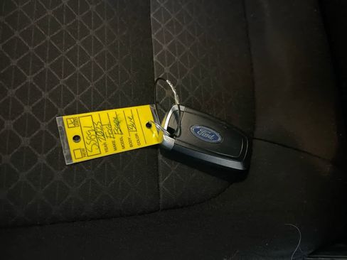 Used 2025 Ford Escape Active image 26