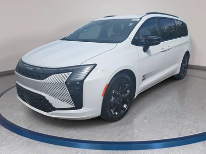 New 2027 Chrysler Pacifica Select