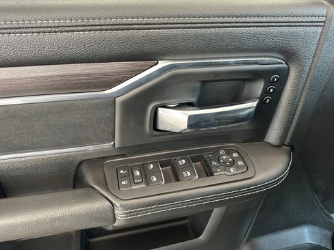 New 2026 RAM 2500 Laramie AWD/4WD image 12