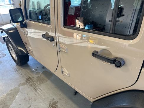 Used 2016 Jeep Wrangler Unlimited Sport w/ Quick Order Package 24S image 7