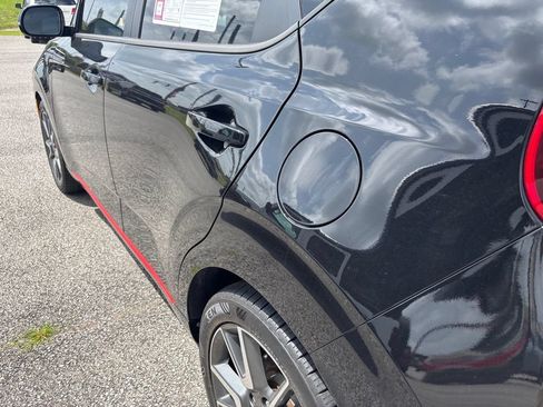 Used 2021 Kia Soul Turbo FWD image 19