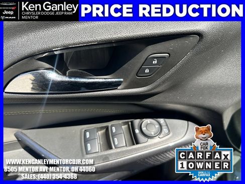 Used 2024 Chevrolet Trax ACTIV w/ Sunroof Package FWD image 12