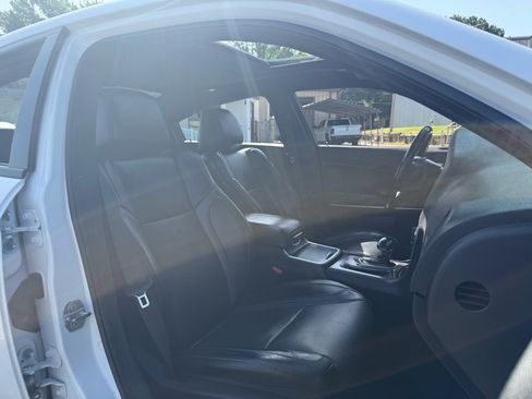 Used 2019 Dodge Charger SXT w/ Leather Interior Group RWD image 23