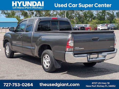 Used 2012 Toyota Tacoma 2WD Access Cab w/ SR5 Pkg image 3