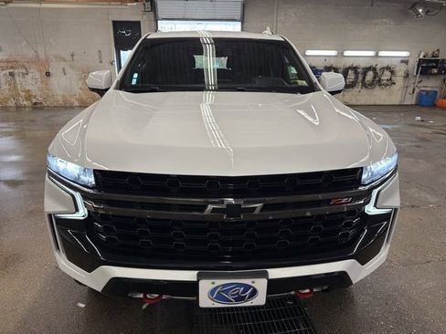 Used 2021 Chevrolet Tahoe Z71 w/ Rear Media and Nav Package AWD/4WD image 2