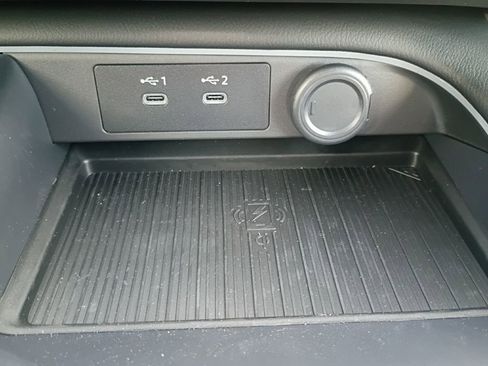 New 2026 Nissan Sentra SV w/ SV Convenience Package FWD image 16