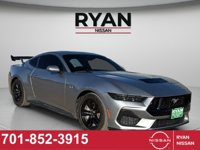 Used 2025 Ford Mustang GT RWD image 1