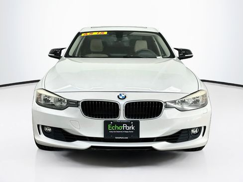 Used 2013 BMW 328i xDrive Sedan AWD/4WD image 2