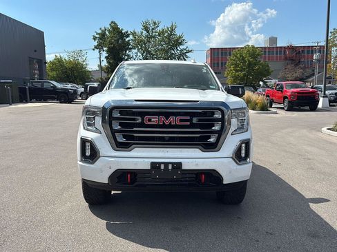 Used 2020 GMC Sierra 1500 AT4 w/ AT4 Premium Package AWD/4WD image 8