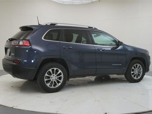 Used 2021 Jeep Cherokee Latitude Lux w/ Comfort/Convenience Group image 7