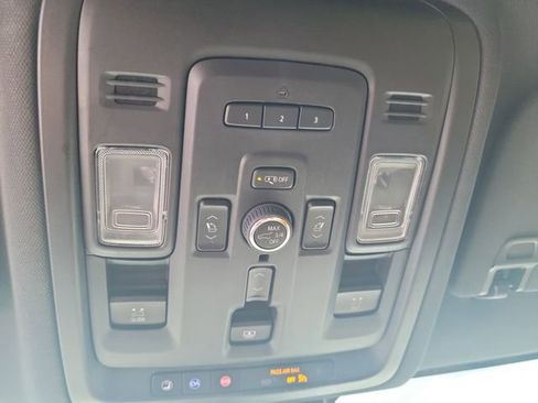 Used 2024 Chevrolet Tahoe Premier image 38