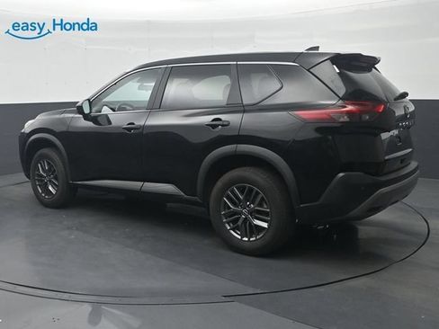 Used 2023 Nissan Rogue S FWD image 5