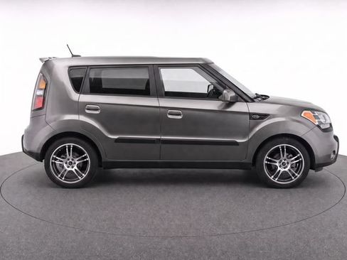 Used 2010 Kia Soul Sport FWD image 8