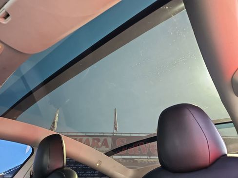 Used 2021 Tesla Model Y Long Range image 20