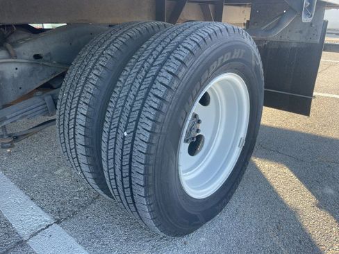 Used 2023 Ford E-350 and Econoline 350 Super Duty w/ Power Windows & Locks Group image 8