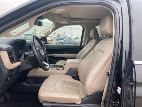 Used 2024 Ford Expedition Max Limited image 7