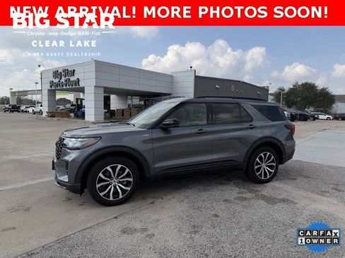 Used 2025 Ford Explorer ST-Line image 1