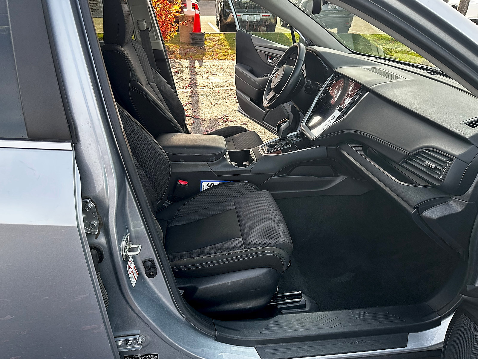 Used 2020 Subaru Outback Premium AWD/4WD image 19