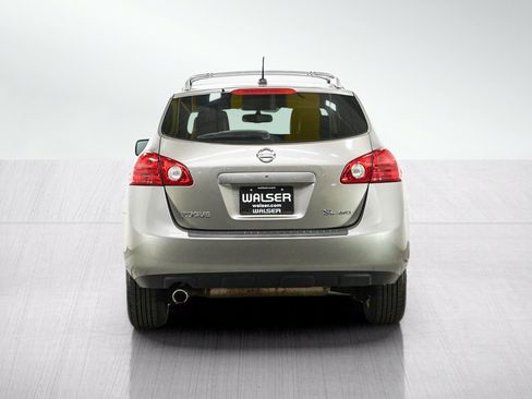 Used 2010 Nissan Rogue SL w/ Premium Pkg AWD/4WD image 4