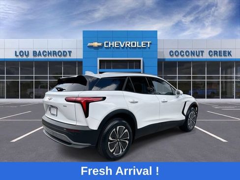 Used 2024 Chevrolet Blazer EV LT AWD/4WD image 8