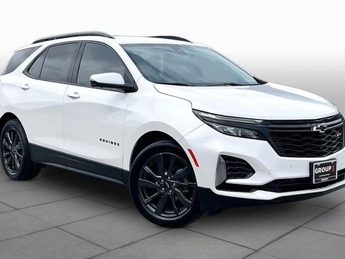 Used 2024 Chevrolet Equinox RS FWD image 3