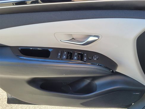 Used 2024 Hyundai Tucson Limited image 26