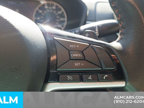 Used 2024 Nissan Altima 2.5 SR image 11