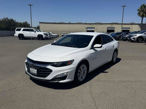 Used 2019 Chevrolet Malibu LT FWD image 5