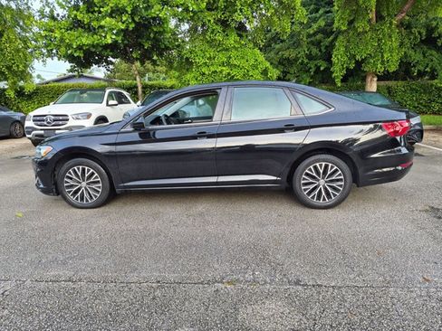Used 2021 Volkswagen Jetta S w/ Driver Assistance Package FWD image 8