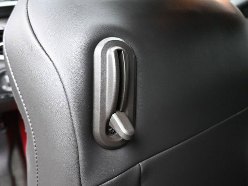 Used 2012 Ford Mustang Shelby GT500 w/ SVT Performance Pkg image 27