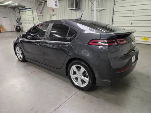 Used 2014 Chevrolet Volt Premium w/ Premium Trim Package FWD image 6