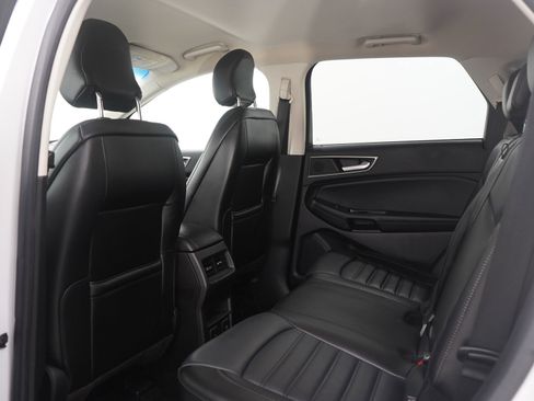 Used 2017 Ford Edge SEL image 19