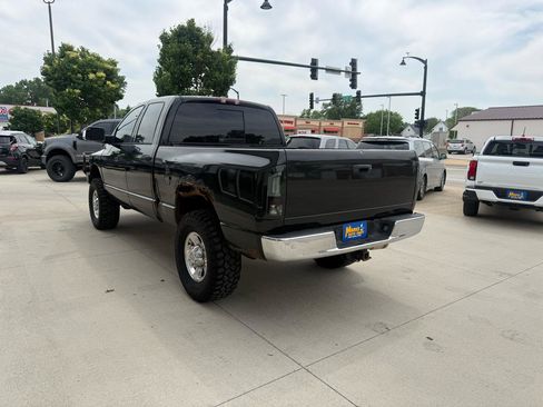 Used 2009 Dodge Ram 2500 Truck SLT w/ Trailer Tow Group AWD/4WD image 4