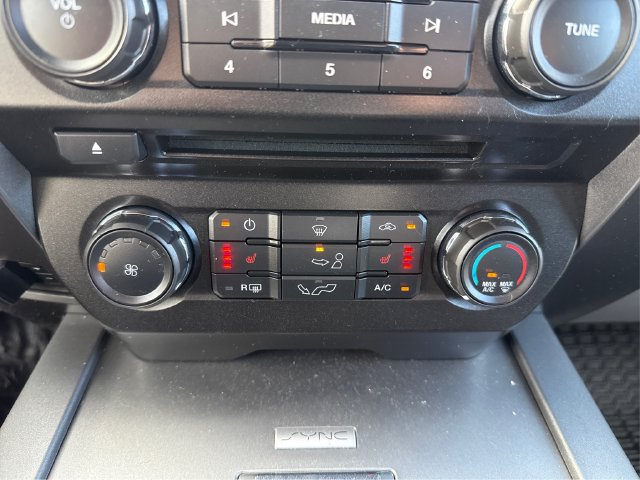 Used 2018 Ford F150 XLT w/ Equipment Group 302A Luxury AWD/4WD image 30