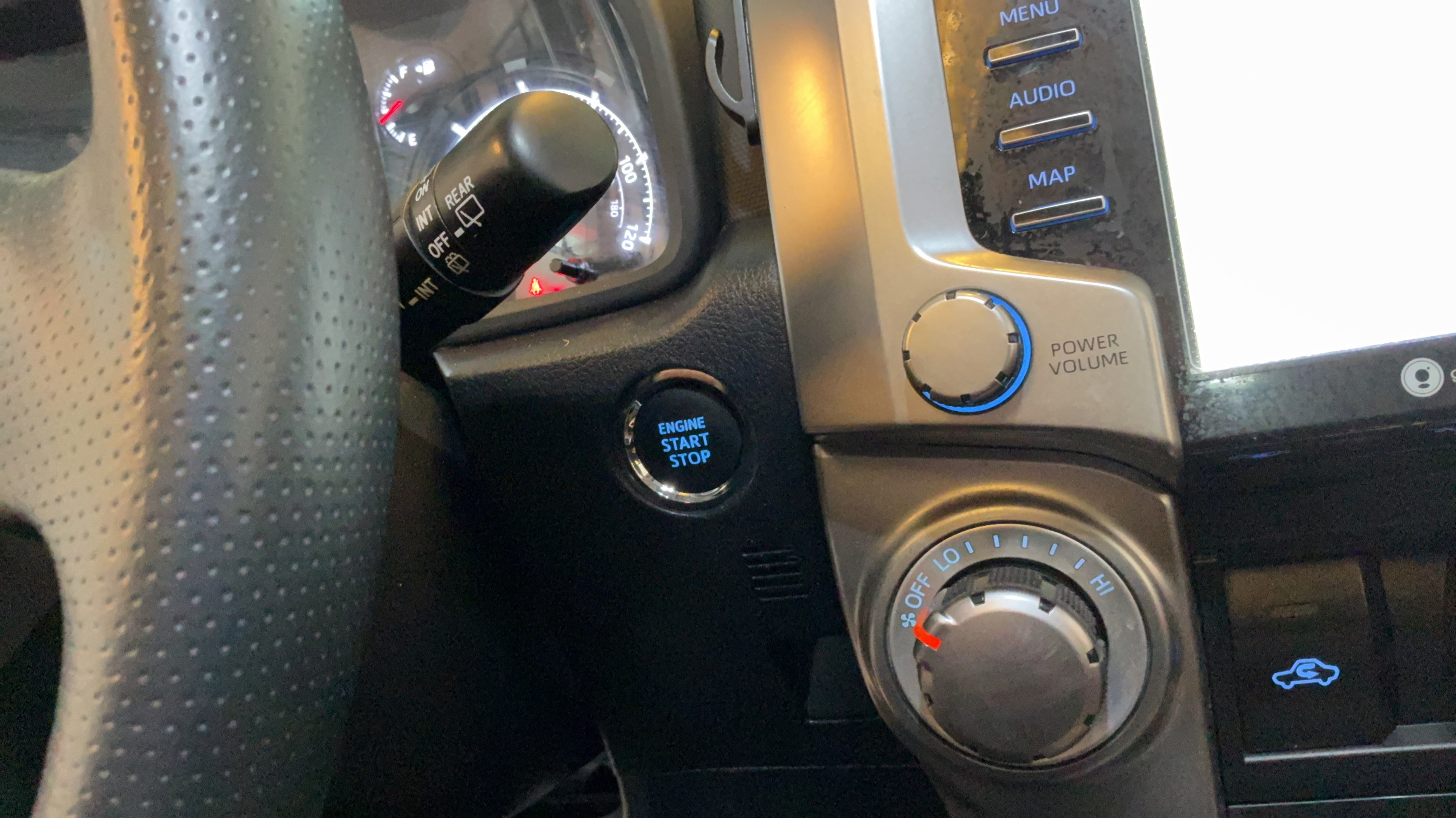 Used 2021 Toyota 4Runner SR5 Premium AWD/4WD image 21