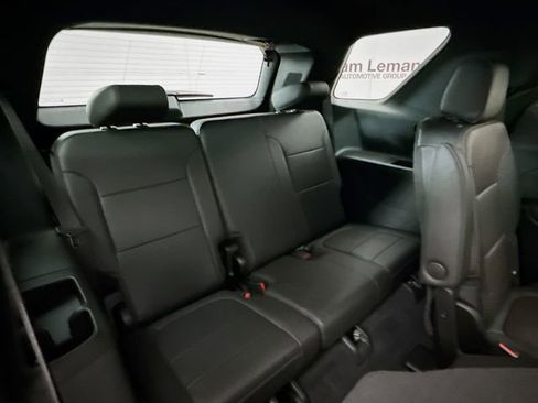 Used 2023 Chevrolet Traverse High Country w/ LPO, Floor Liner Package AWD/4WD image 29