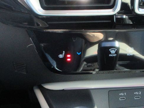 New 2026 Nissan Sentra SL w/ Floor Mat Package FWD image 17