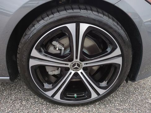 Used 2025 Mercedes-Benz C 300 Sedan image 11