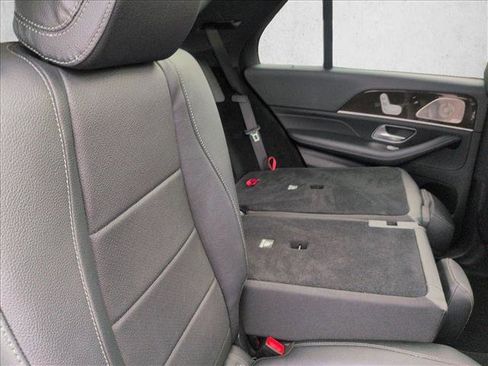 Used 2024 Mercedes-Benz GLE 350 4MATIC w/ 3rd Row Seat Package image 23